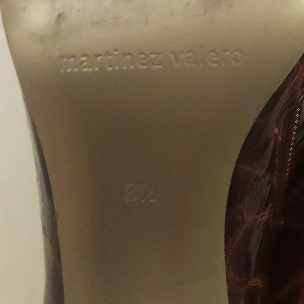 MARTINEZ VALERO Brown Crocodile Print Heeled Ankle Booties - Picture 8 of 10